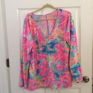 Long sleeved Lilly Pulitzer luxletic shirt